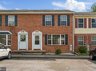 1003 Locust St, Stephens City, VA