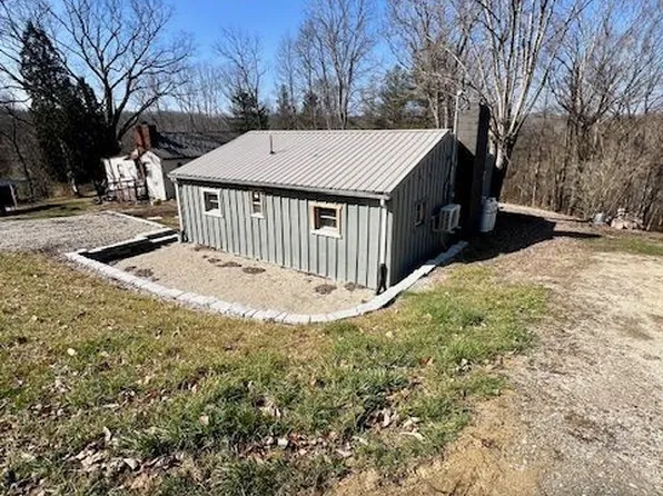 3789 Vicksville Ln, Glouster, OH 45732