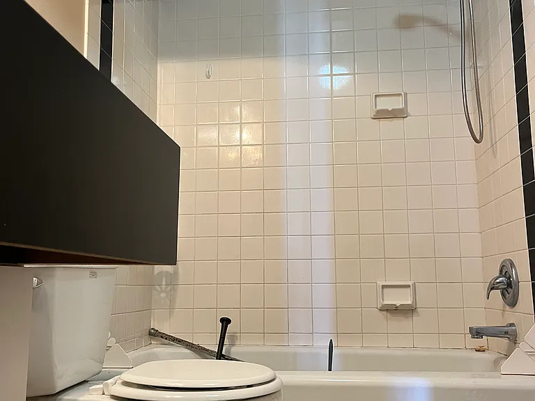 1 W Main St #6 — Photo 8