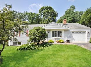 55 Johnson St, Newington, CT 06111