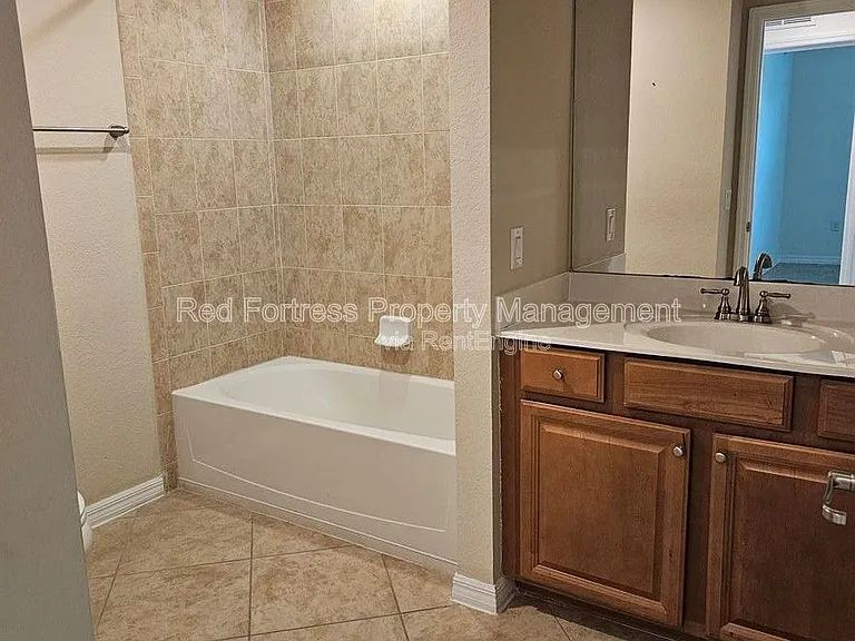 17451 Old Harmony Dr #102 — Photo 11