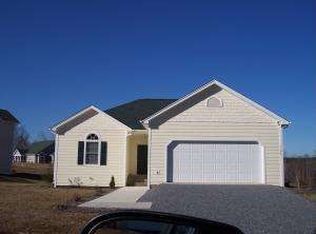 1184 Joffrey Dr, Huddleston, VA