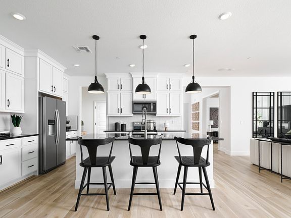 Impressive kitchen with large center island