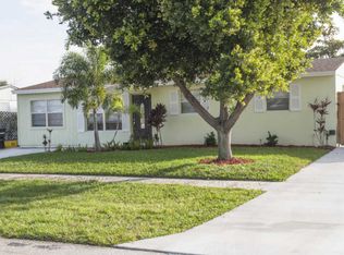 9418 Bloomfield Dr, Palm Beach Gardens, FL 33410