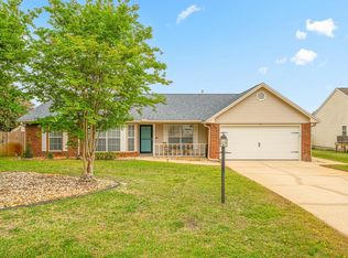 119 Long Pointe Dr, Mary Esther, FL 32569