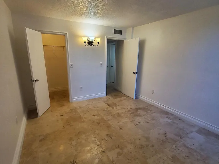 8850 Fontainebleau Blvd #103 — Photo 45
