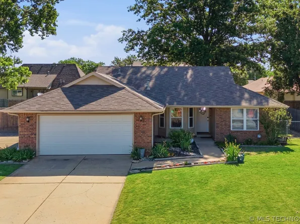 8249 N 127th East Ave, Owasso, OK 74055