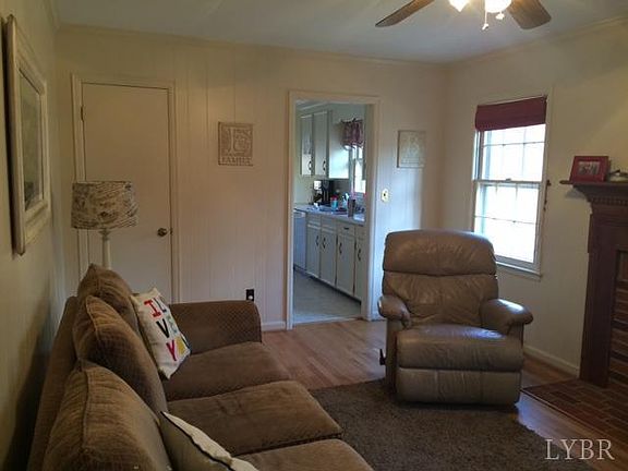 4th image of 2316 Glencove Pl