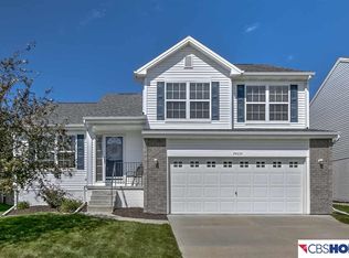 19358 Laci St, Omaha, NE 68135