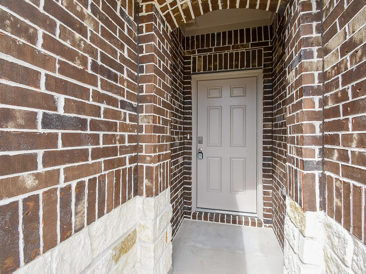 4 bed, 1778 sqft, $2,250 — Photo 4