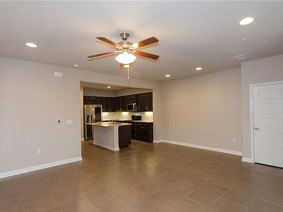 4th image of 13800 Lyndhurst St Unit 202
