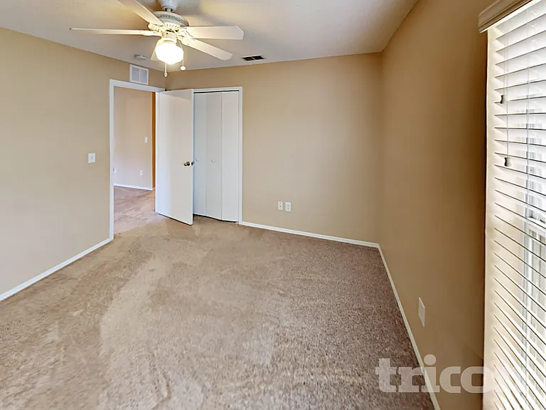 1078 Woodson Hammock Cir — Photo 7
