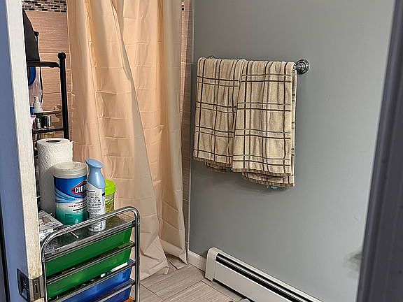 4th image of 4414 Hemingway Dr