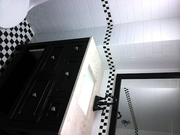 4th image of 290 Harman St #3FLR