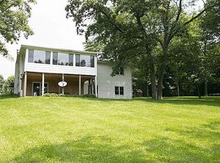 1965 Elm Ridge Rd NE, North Liberty, IA 52317