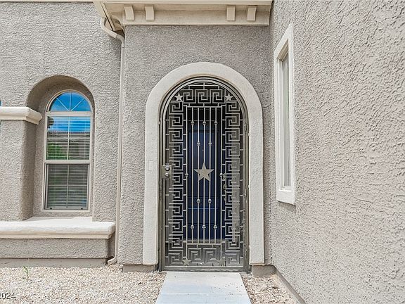 4th image of 1928 La Calera Ave
