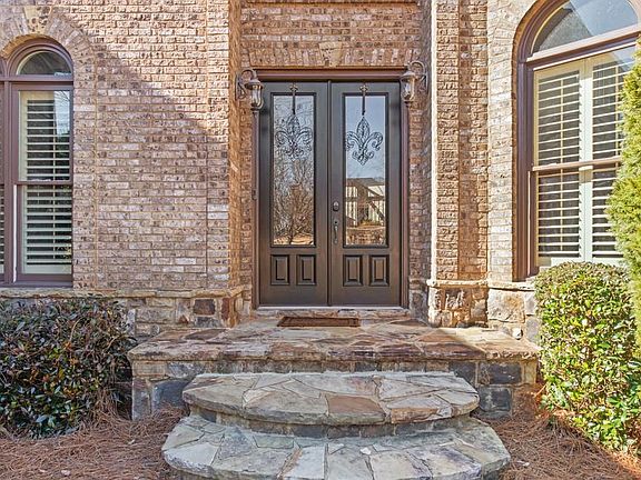 2nd image of 5112 Deer Creek Ct