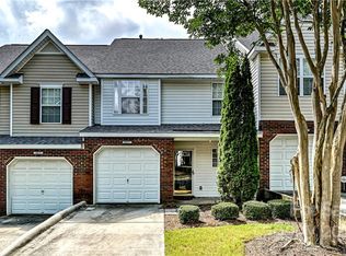 10621 Prairie Ridge Ln, Charlotte, NC 28213