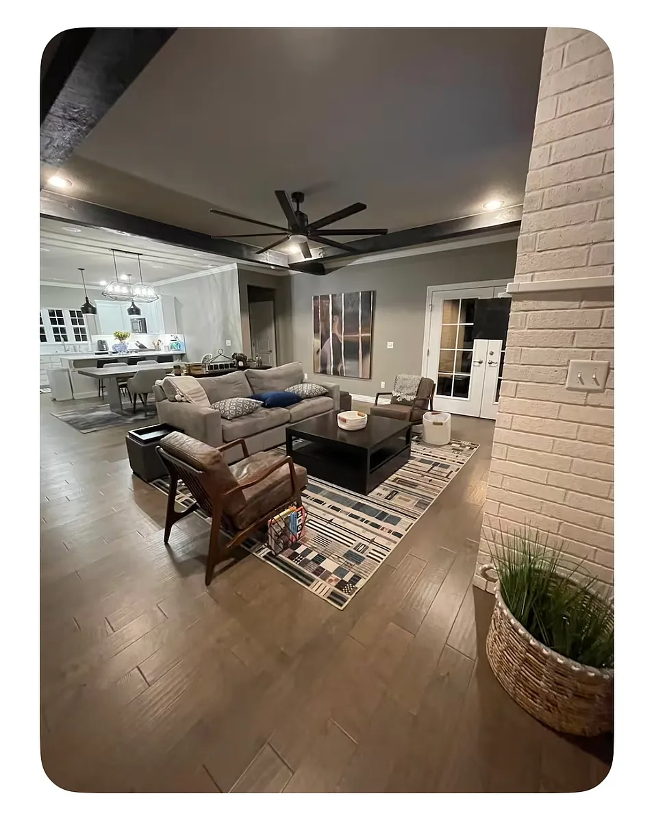 Living room - 1303 5th Ave