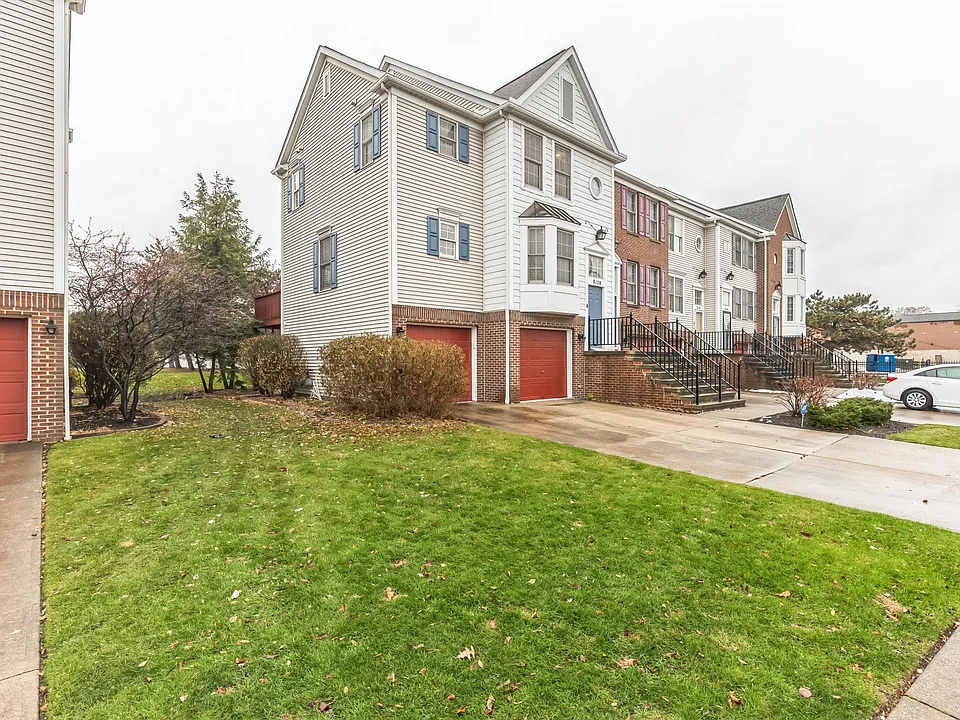 8128 Chester Pkwy