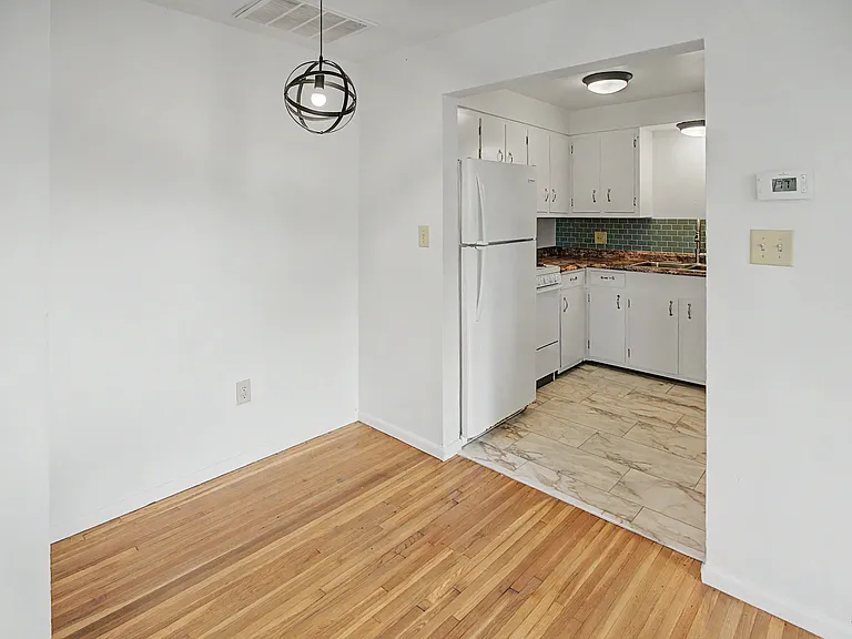 333 N Ellis St #E — Photo 5