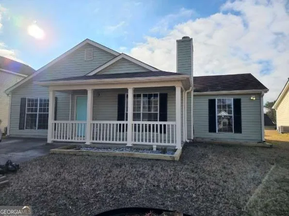 5778 Eagles Feather Ln, Riverdale, GA 30274