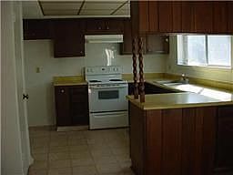 5th image of 16418 Barcelona Dr