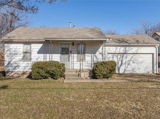 929 NW 32nd St, Moore, OK 73160