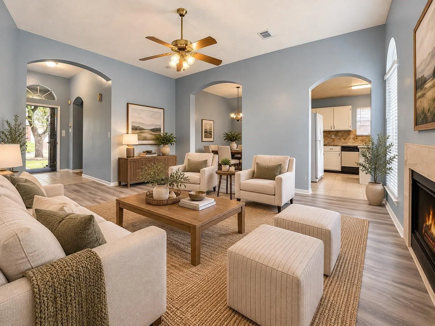 3 bed, 4.0 bath, 1583 sqft, $2,000 — Photo 2