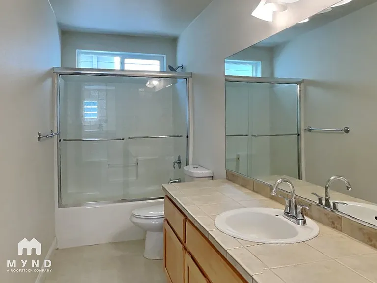 4698 NE Beaumead Ln — Photo 22