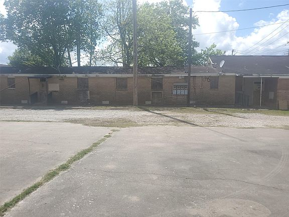 5th image of 708 N Velasco St #N