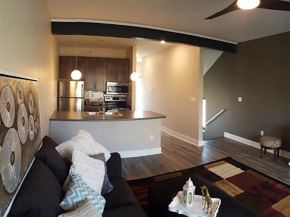 Kitchen and Stainless Appliances