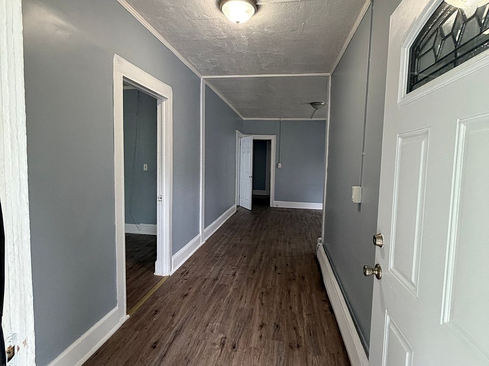 1st image of 140 Enfield Street