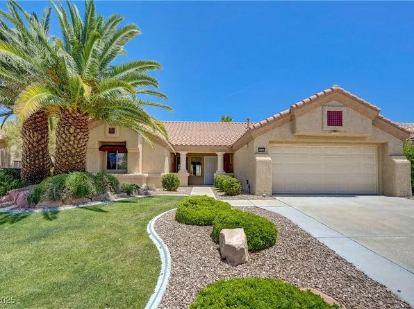 2808 Crown Ridge Dr, Las Vegas, NV 89134