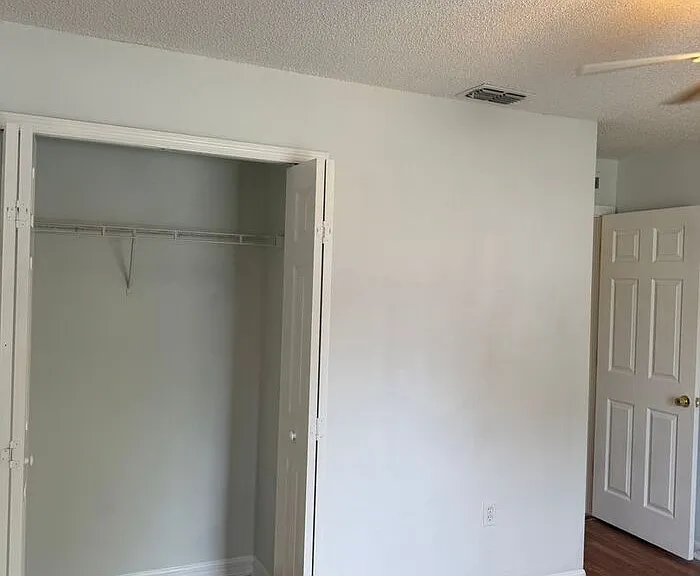 405 Francisco Way — Photo 23