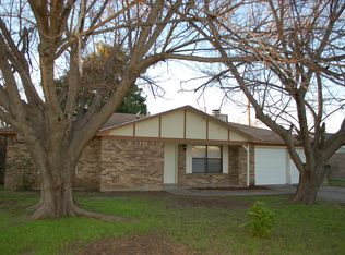 1140 Timberline Dr, Fort Worth, TX 76126