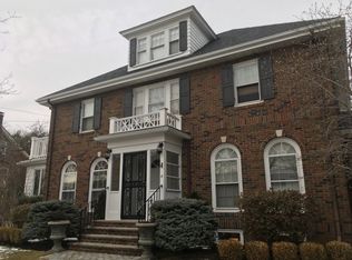 5 Dale St, Swampscott, MA 01907