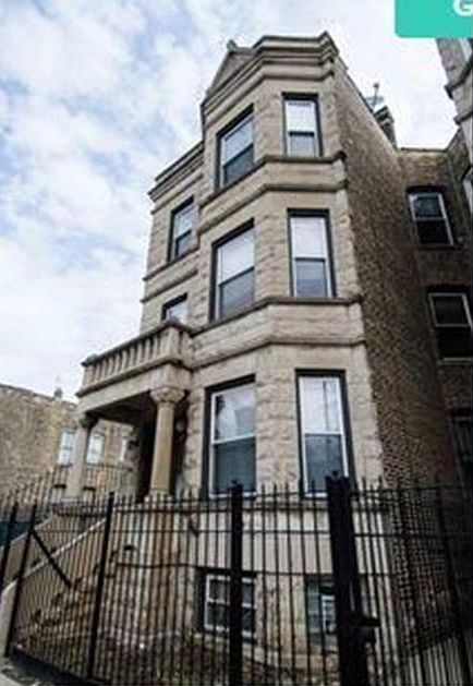 1st image of 1047 N Damen Ave #2