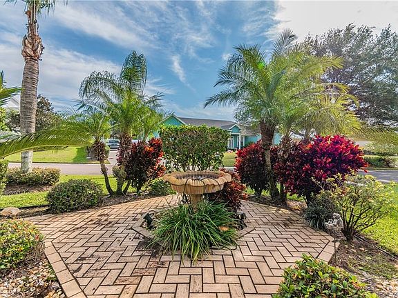 2nd image of 3115 Highlands Lakeview Cir