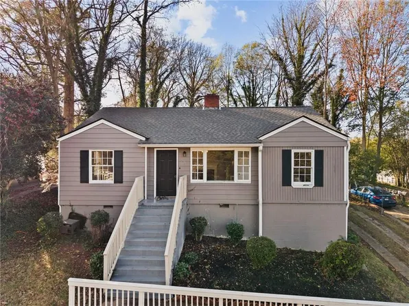 2871 Blount St, East Pt, GA 30344
