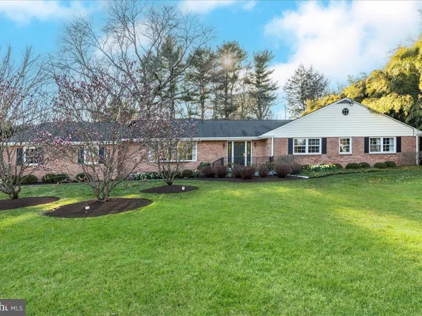 34 Parkside Dr, Princeton, NJ 08540