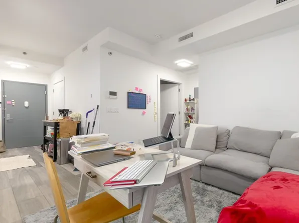 2222 Ocean Avenue image 3 of 11