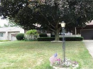3229 Glen Oaks Dr, Youngstown, OH 44511