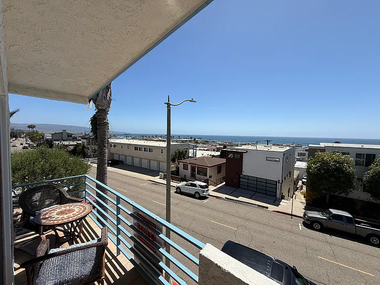 1744 Manhattan Ave #UPPER — Photo 41