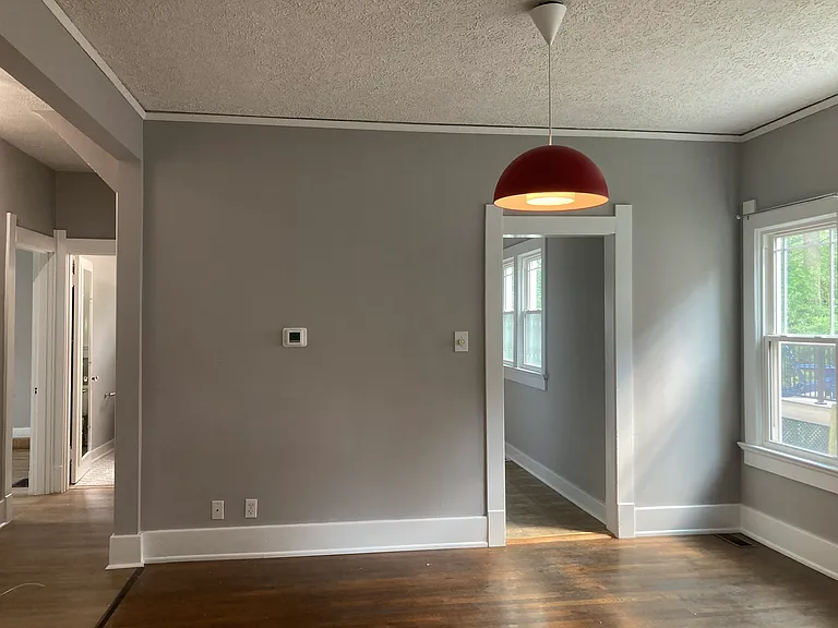 2138 Woodbourne Ave — Photo 5