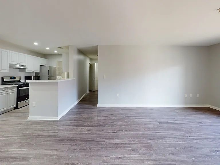 14 North — Photo 102