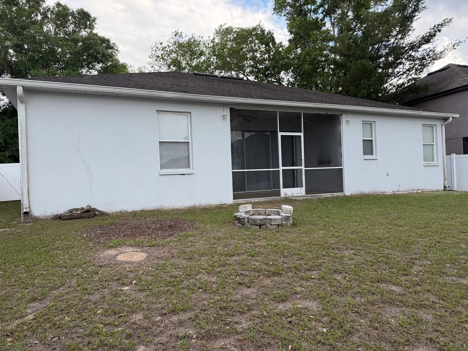 4 bed, 2154 sqft, $3,500 — Photo 3