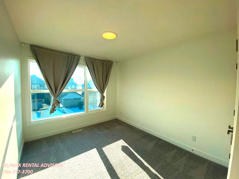 1007 Daniels Loop SW — Photo 14