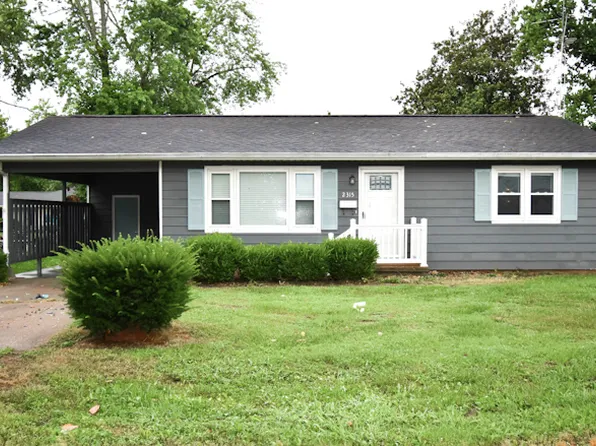 2315 Gartside St, Murphysboro, IL 62966