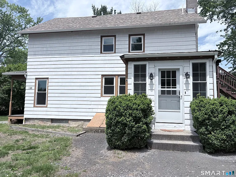 144 Amston Rd — Photo 5